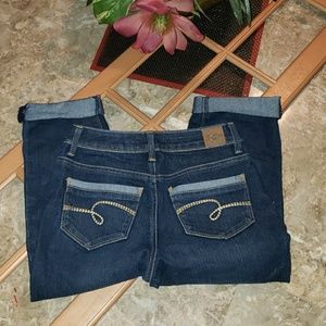 Justice Bottoms - Jrs Capris by "Justice Jeans" Sz (12R) Justice Bottoms - Jrs Capris by "Justice Jeans" Sz (12R)